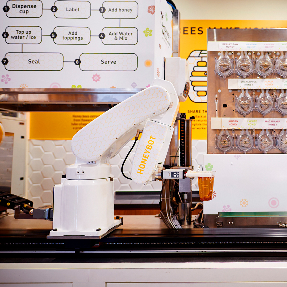 Meet the World’s First Robot to Craft Honey Drinks Vanilla Luxury
